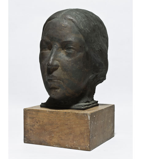 Woman’s head in bronze by Jussuf Abbo